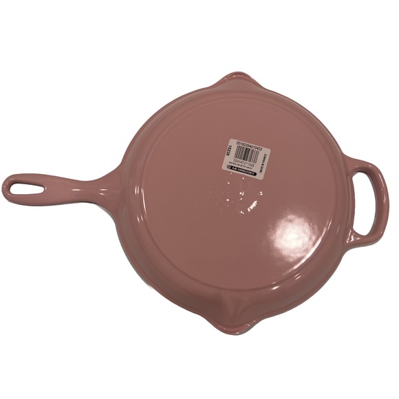Le Creuset Signature Skillet Frypan Chiffon Pink Bonbon Hibiscus 10 1/4” - Picture 4 of 4
